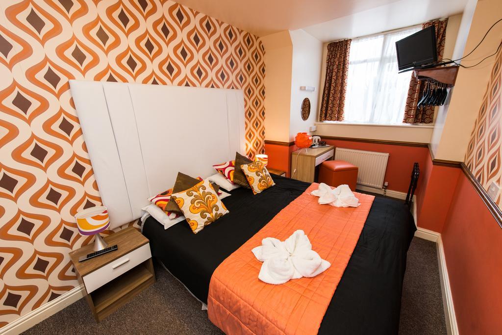 The Scarborough Travel And Holiday Lodge Esterno foto