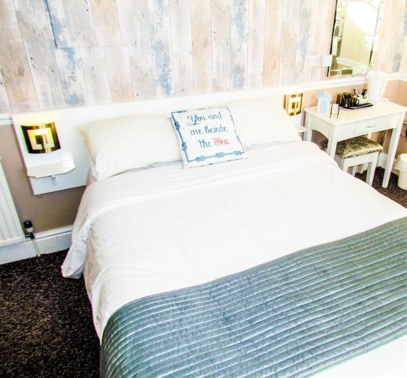 The Scarborough Travel And Holiday Lodge Esterno foto