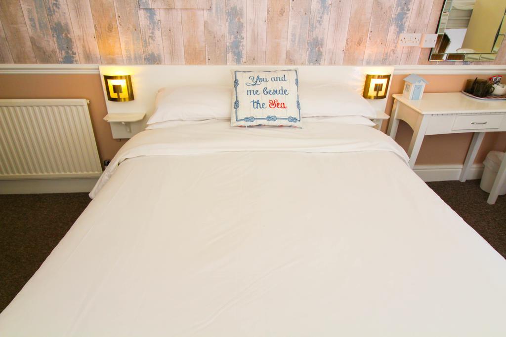 The Scarborough Travel And Holiday Lodge Esterno foto