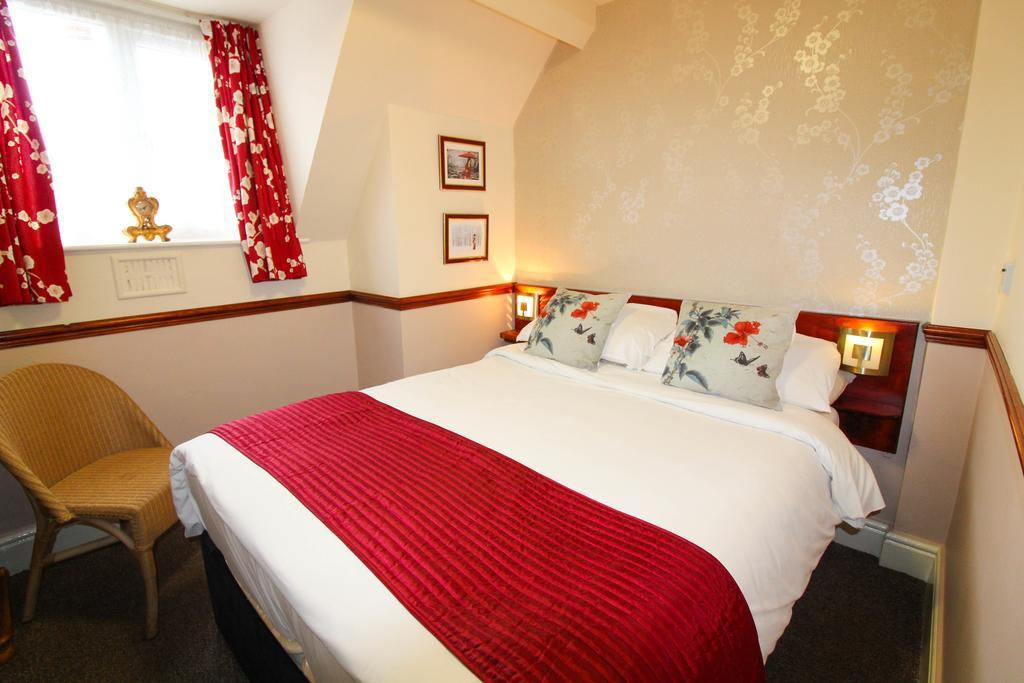 The Scarborough Travel And Holiday Lodge Esterno foto