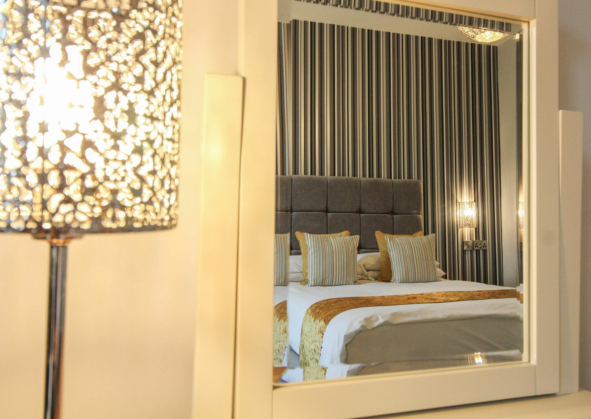 The Scarborough Travel And Holiday Lodge Esterno foto